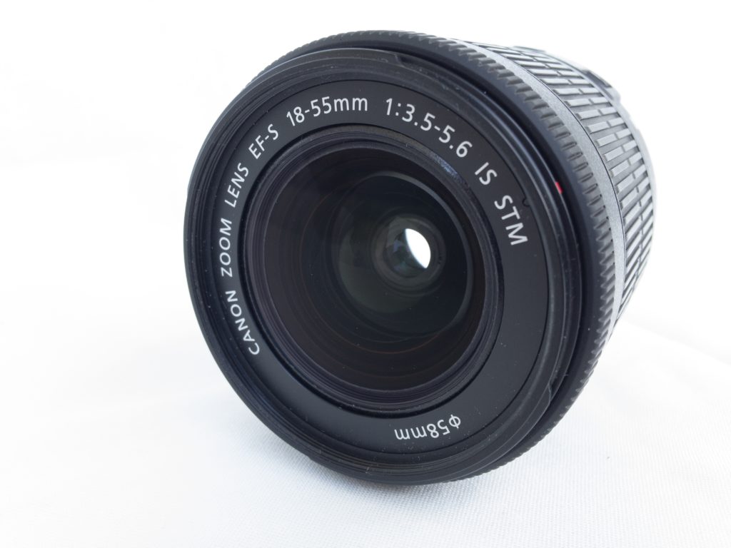Canon EF-S 18-55mm f/4-5.6 IS STM​
