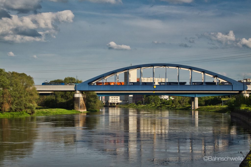 Eisenbahnbrücke über die Elbe in Riesa